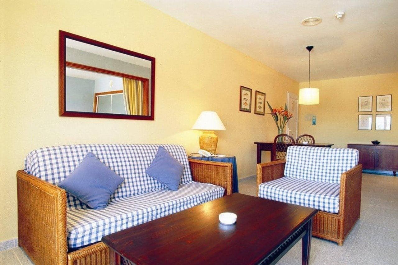 Hg Jardin De Menorca Aparthotel Son Bou Eksteriør bilde
